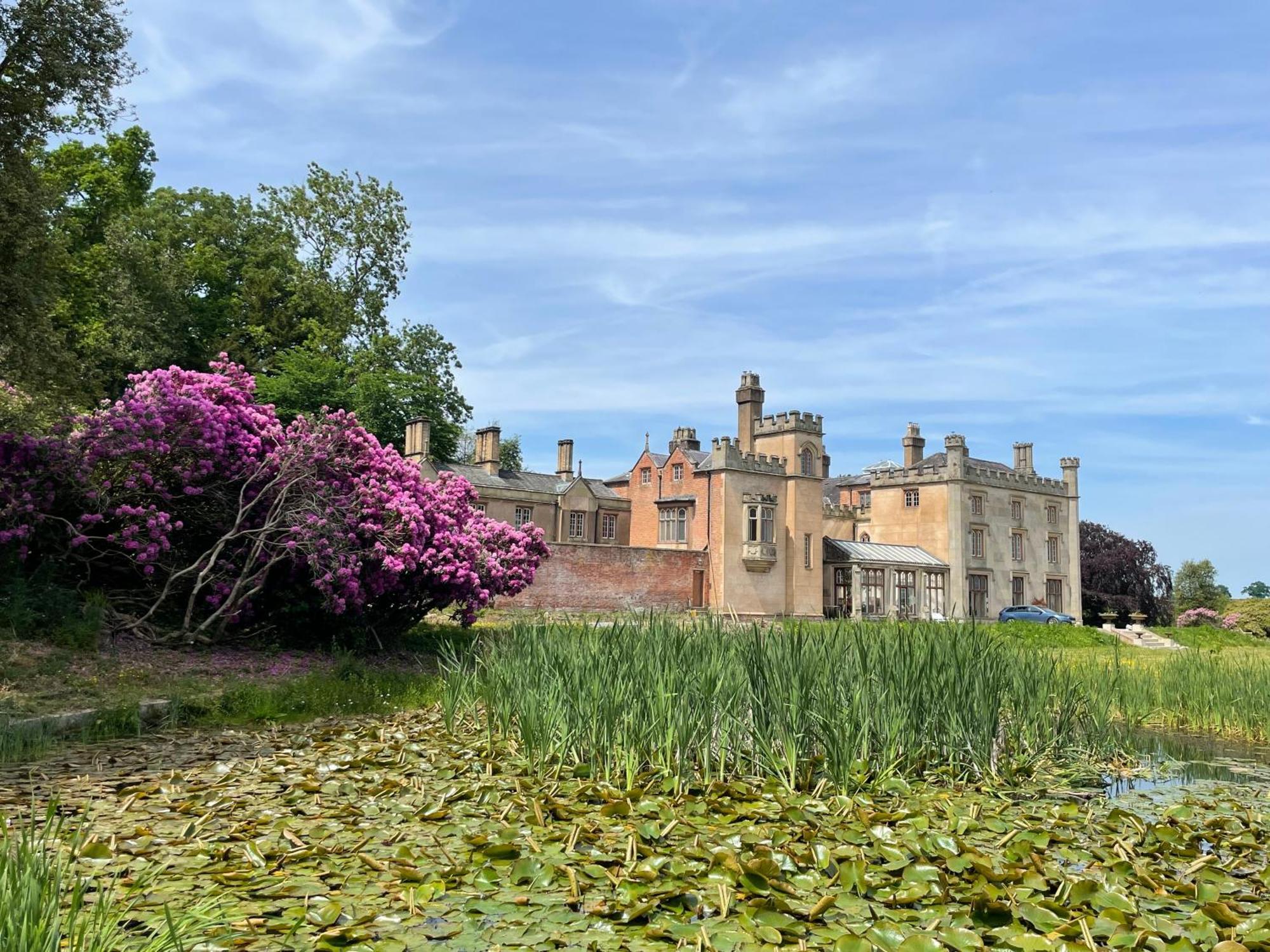 Llanerchydol Hall Suites Welshpool Exteriér fotografie