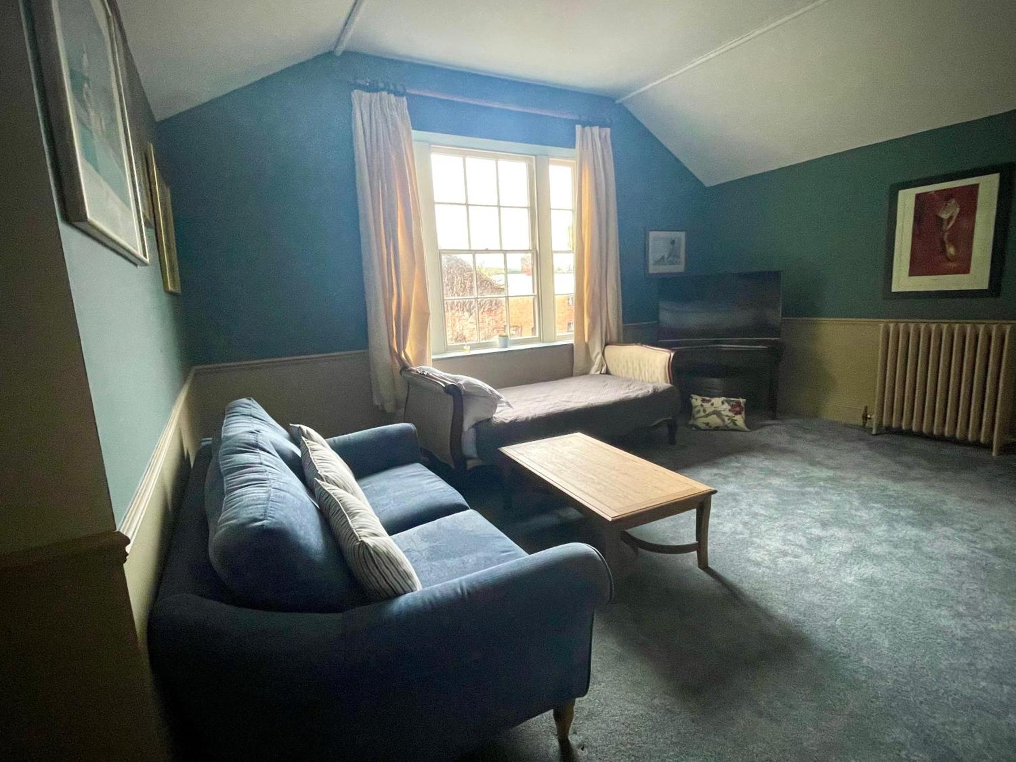 Llanerchydol Hall Suites Welshpool Exteriér fotografie